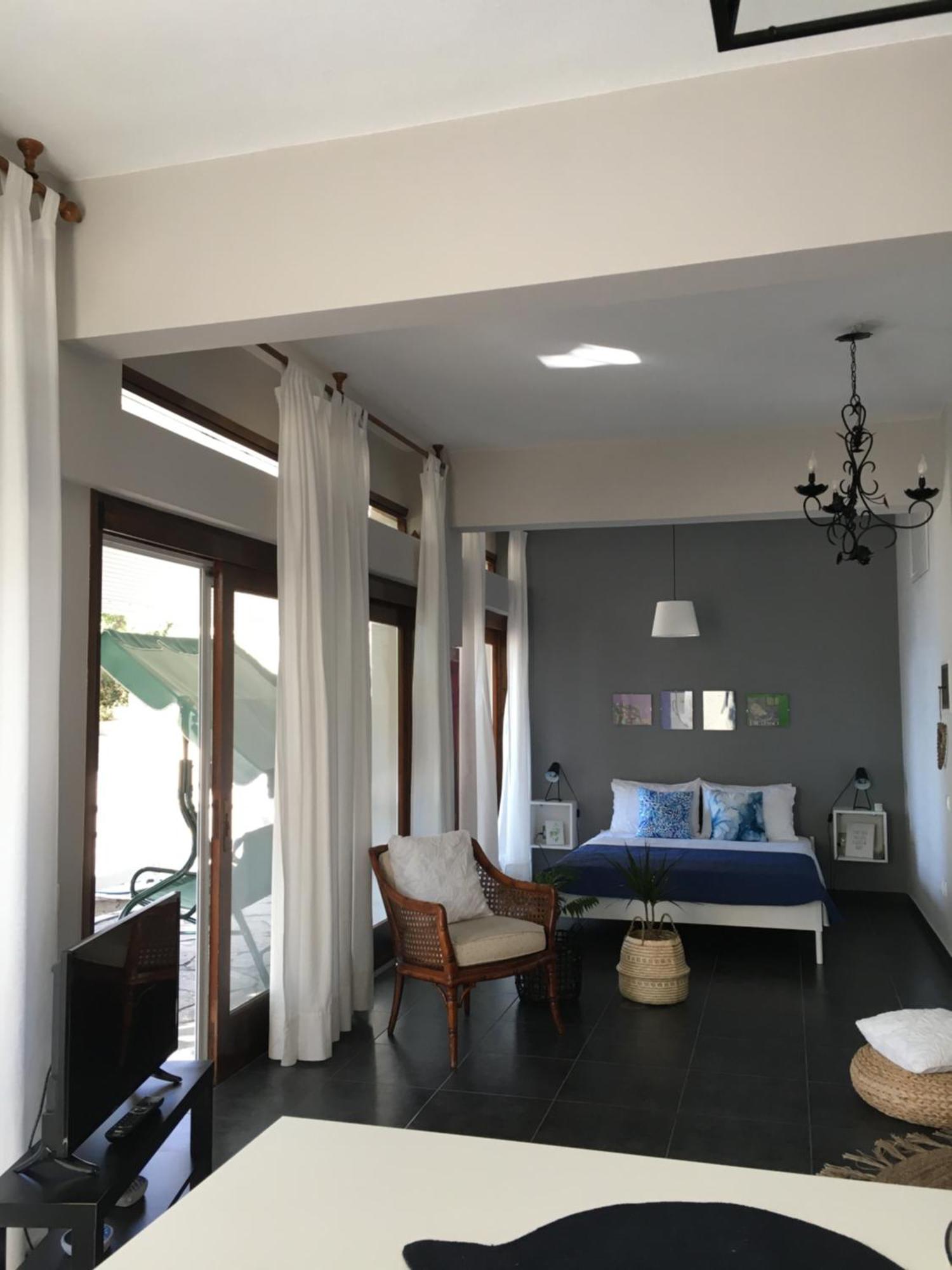 Secret Bay Apartment Paleo Tsifliki Exterior photo